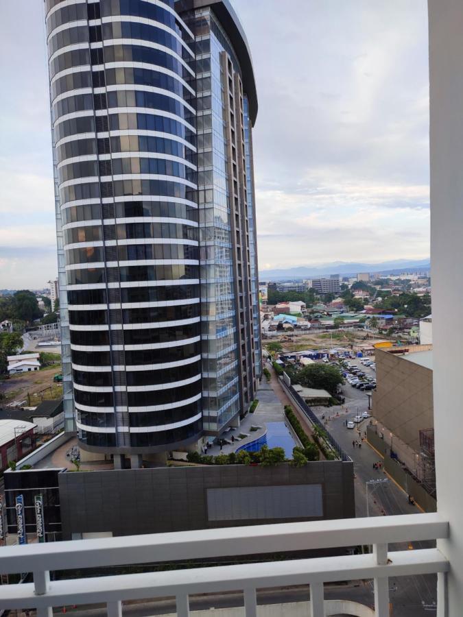 Inspiria Davao Aparthotel Buitenkant foto